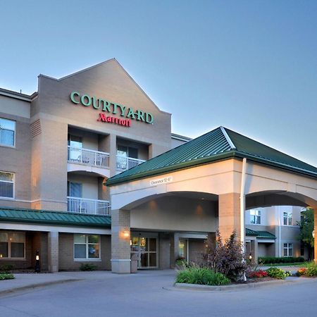 Courtyard Wausau Luaran gambar